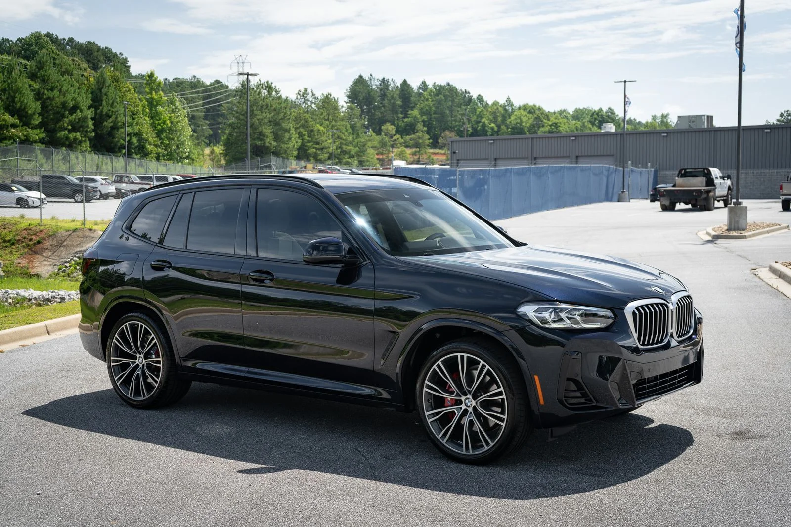 Used 2022 Black BMW xDrive30i image 12
