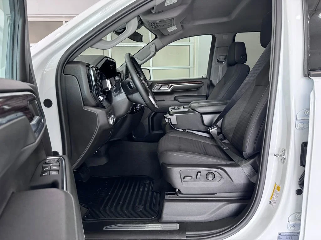 2024 GMC Sierra 1500 Elevation - Photo 11
