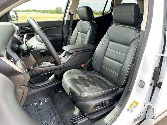Used 2023 Summit White GMC Denali image 11