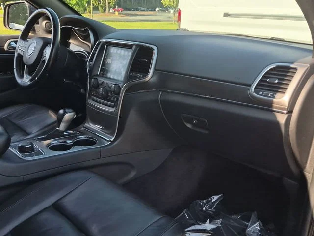 Used 2018 Black Jeep Limited image 35