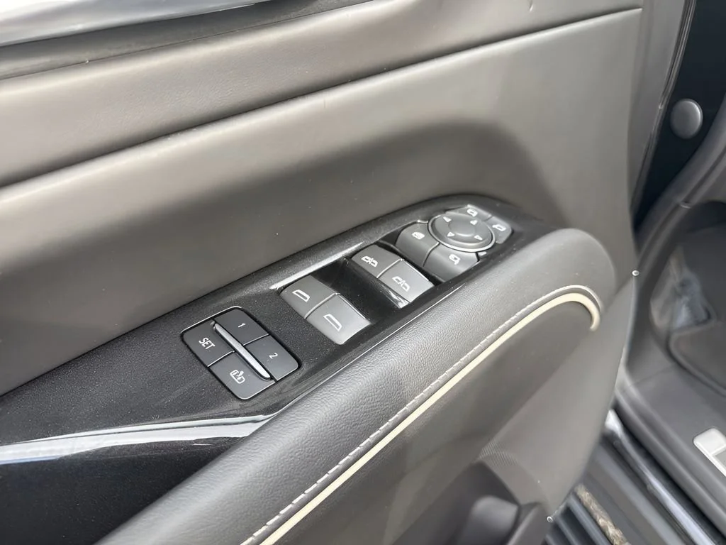 Used 2023 Black Raven Cadillac Sport Platinum image 36