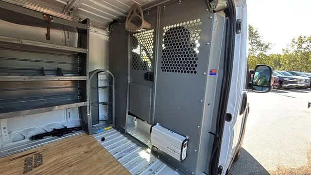 Used 2024 White Ram Base image 36