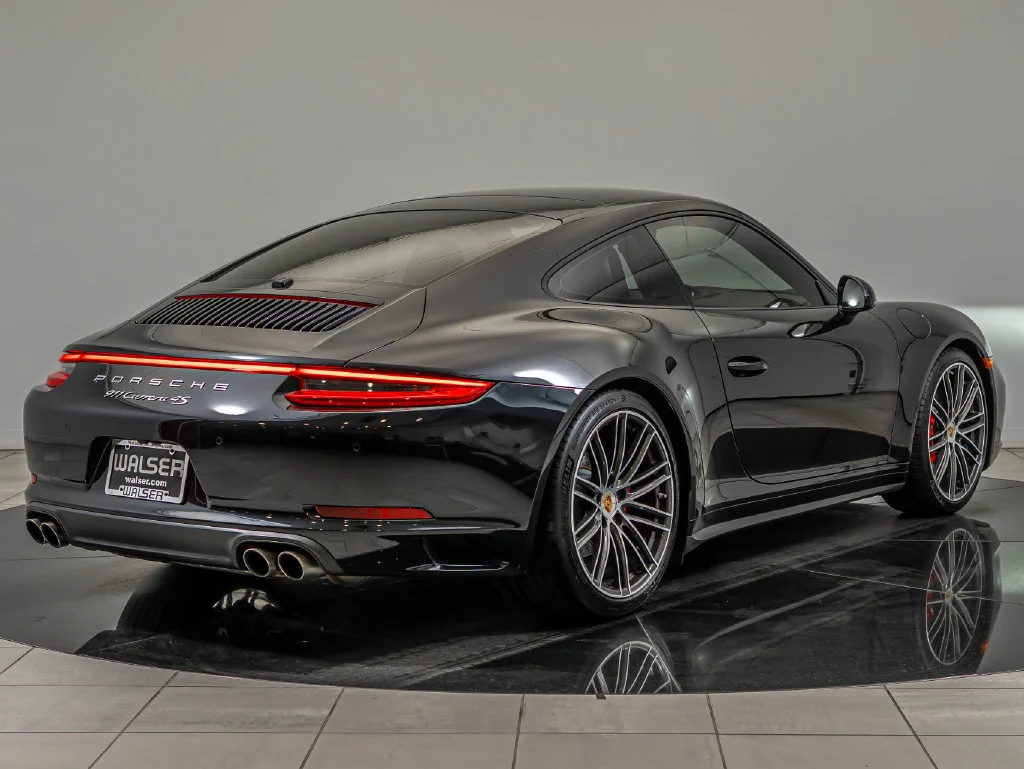 Used 2019 Jet Black Porsche Carrera 4S image 7