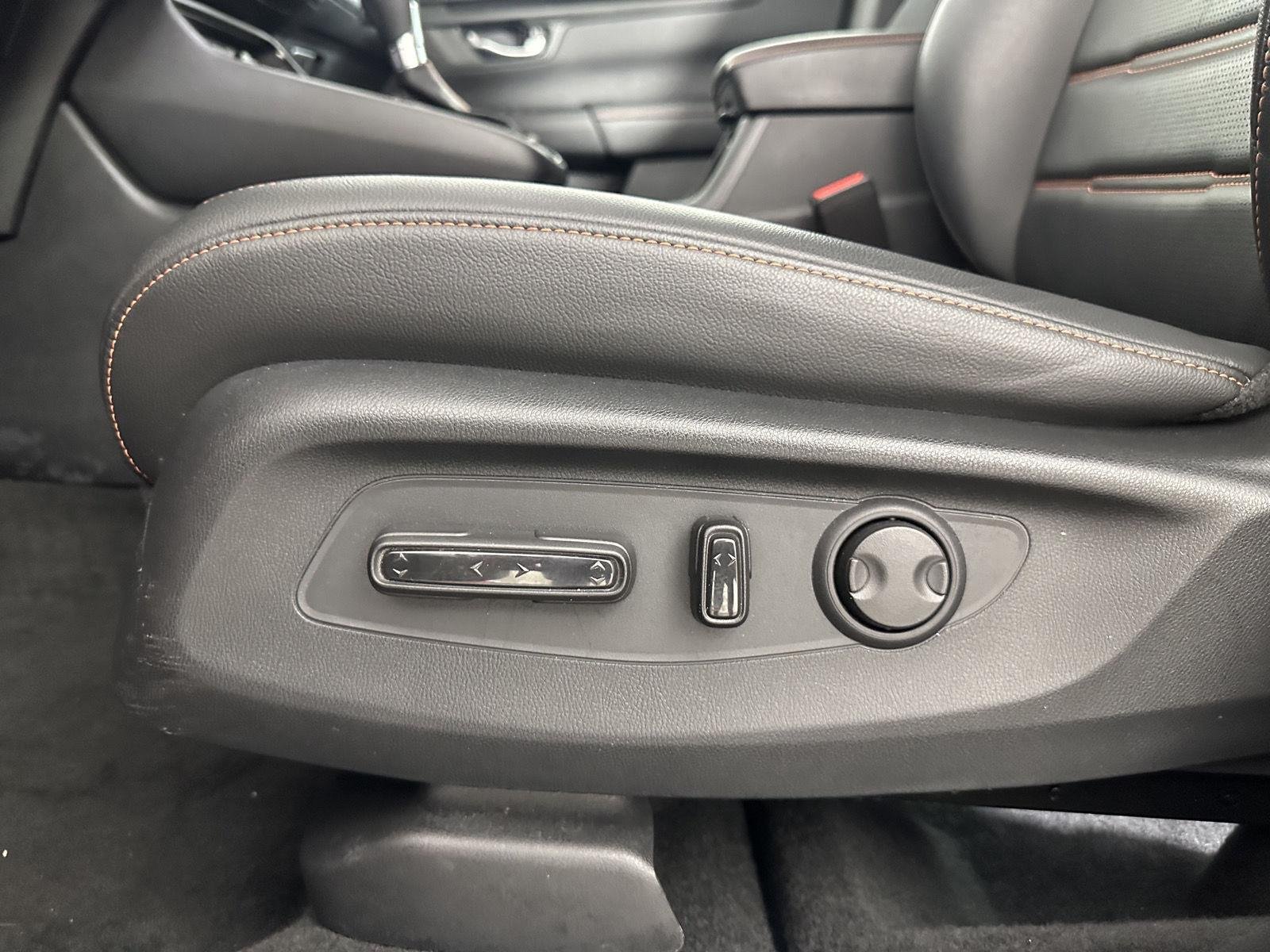 Used 2026 Radiant Red Metallic Honda Sport-L image 38