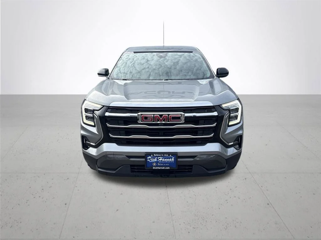 Used 2025 Silver GMC Elevation image 2