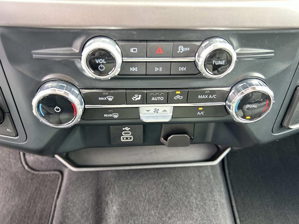 Used 2025 Carbonized Gray Ford XLT image 33