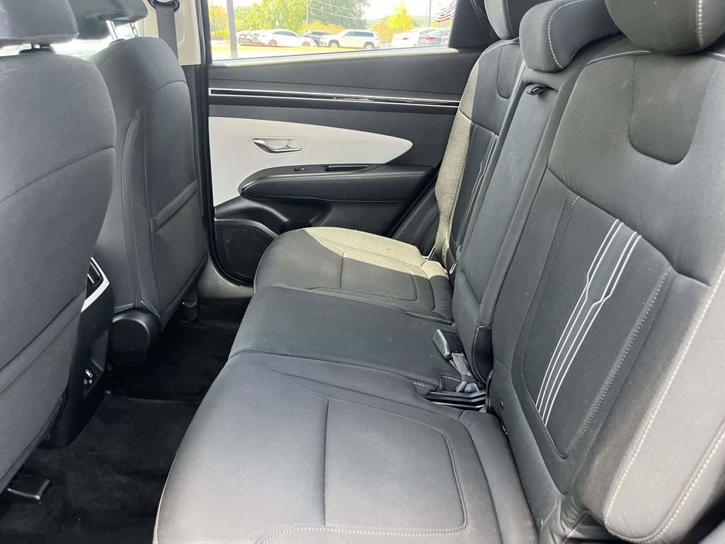 Used 2024 Black Hyundai SEL image 11