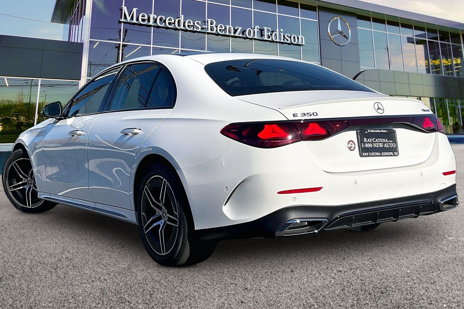 New 2027 Polar White Mercedes-Benz E 350 image 16