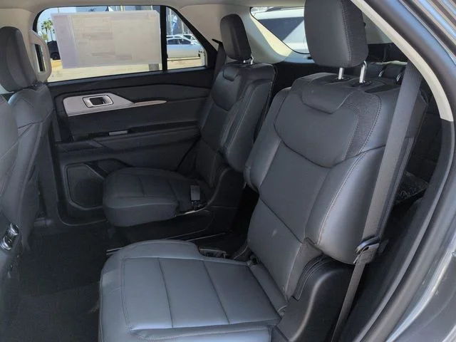 New 2026 Carbonized Gray Metallic Ford Active image 14