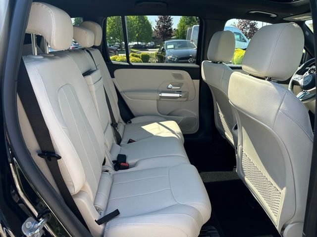 New 2026 Night Black Mercedes-Benz GLB 250 image 23
