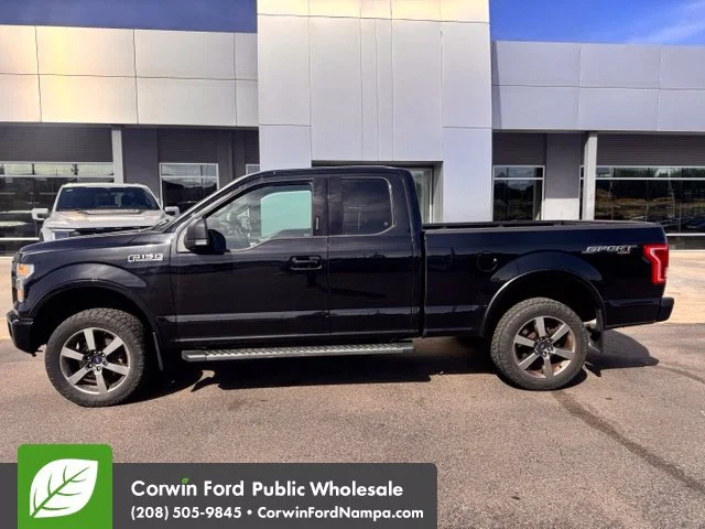 Used 2017 Black Ford XLT image 3