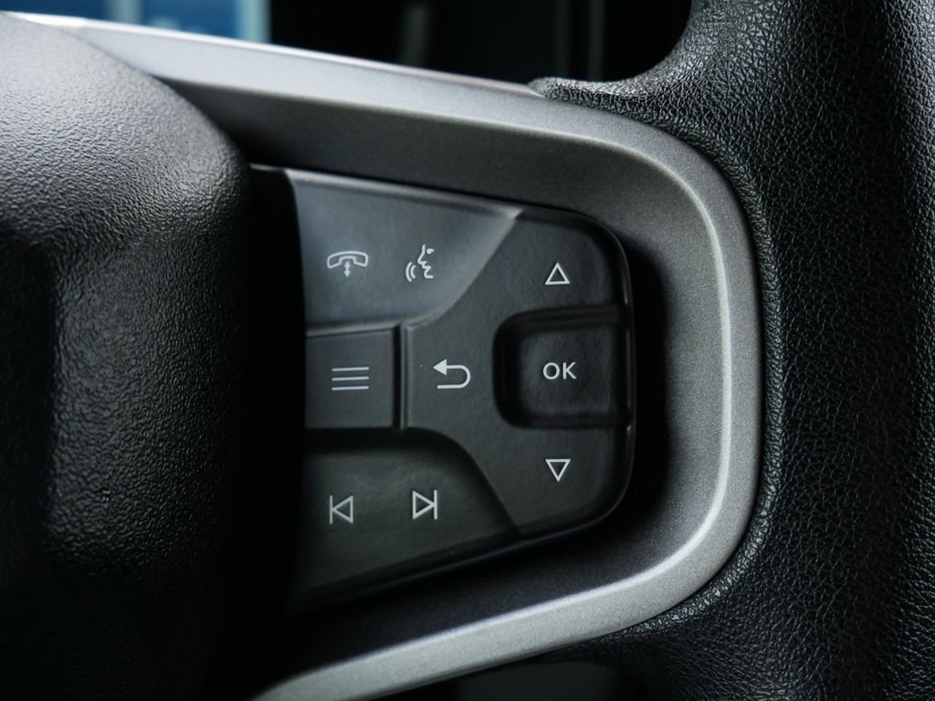 Certified Used 2022 Gray Ford Base image 18