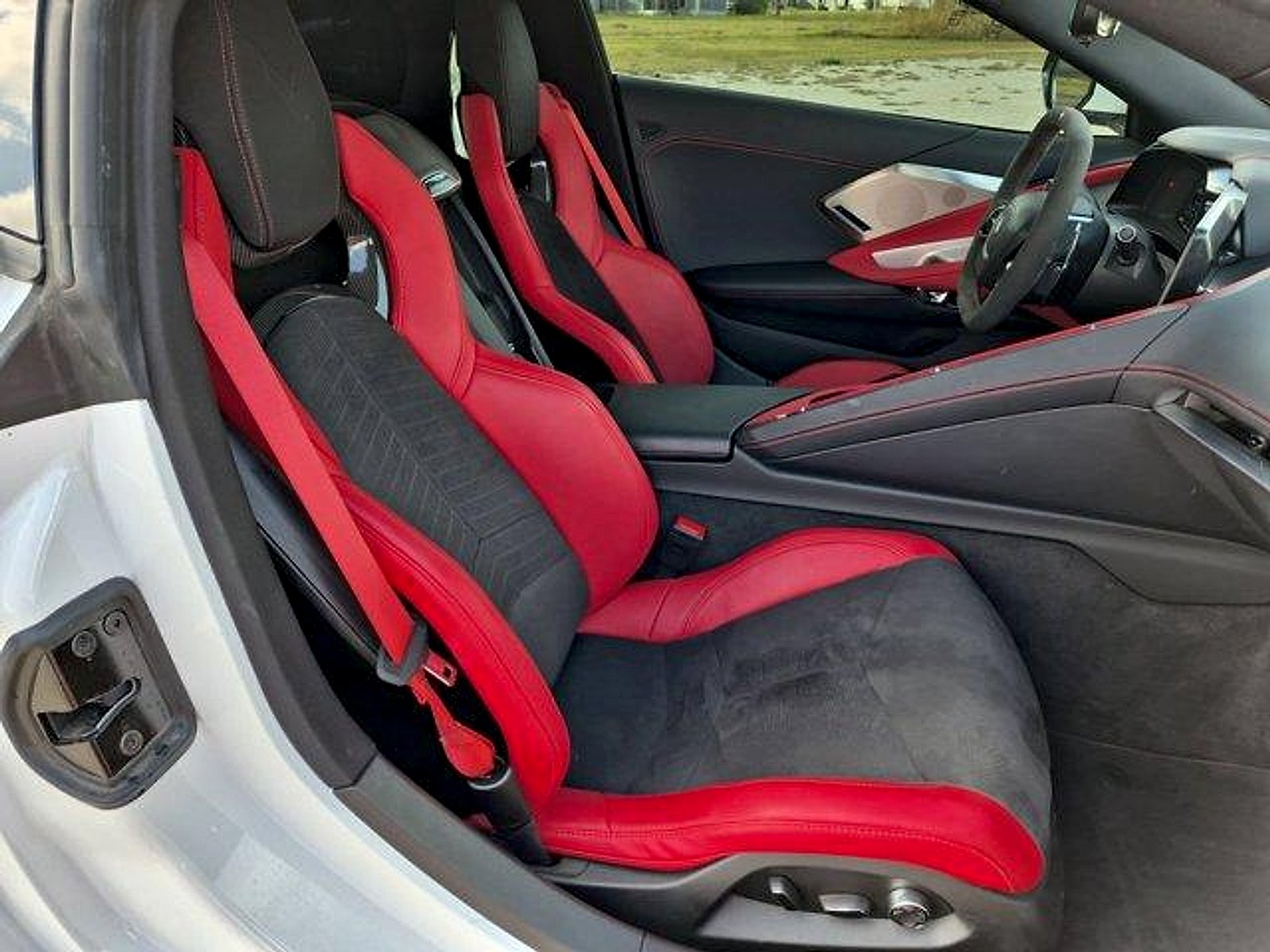 2024 Chevrolet Corvette 2LT - Photo 24