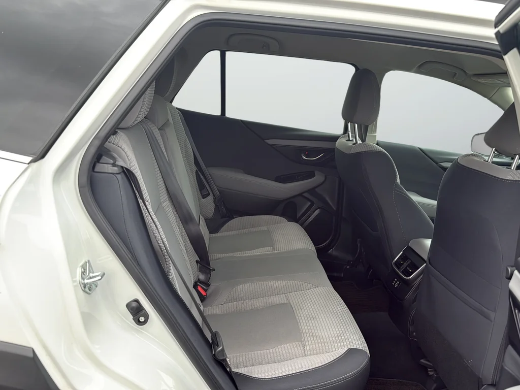 2023 Subaru Outback Premium - Photo 14