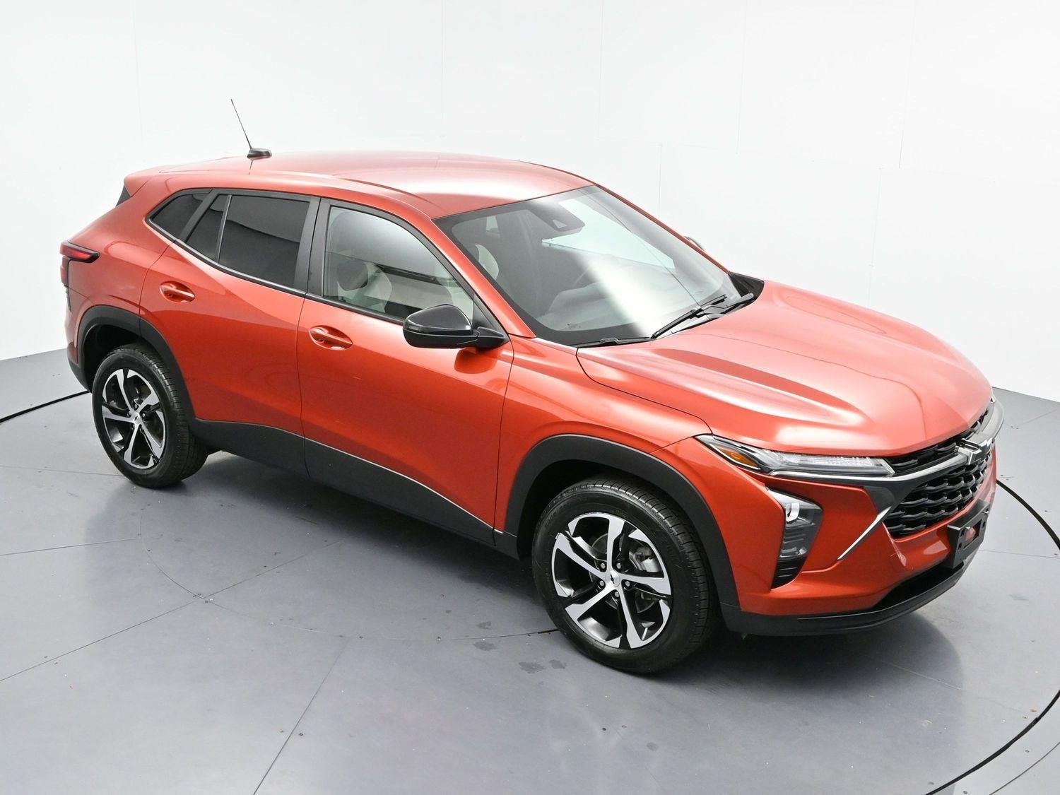 Used 2024 Cayenne Orange Metallic Chevrolet 1RS image 34