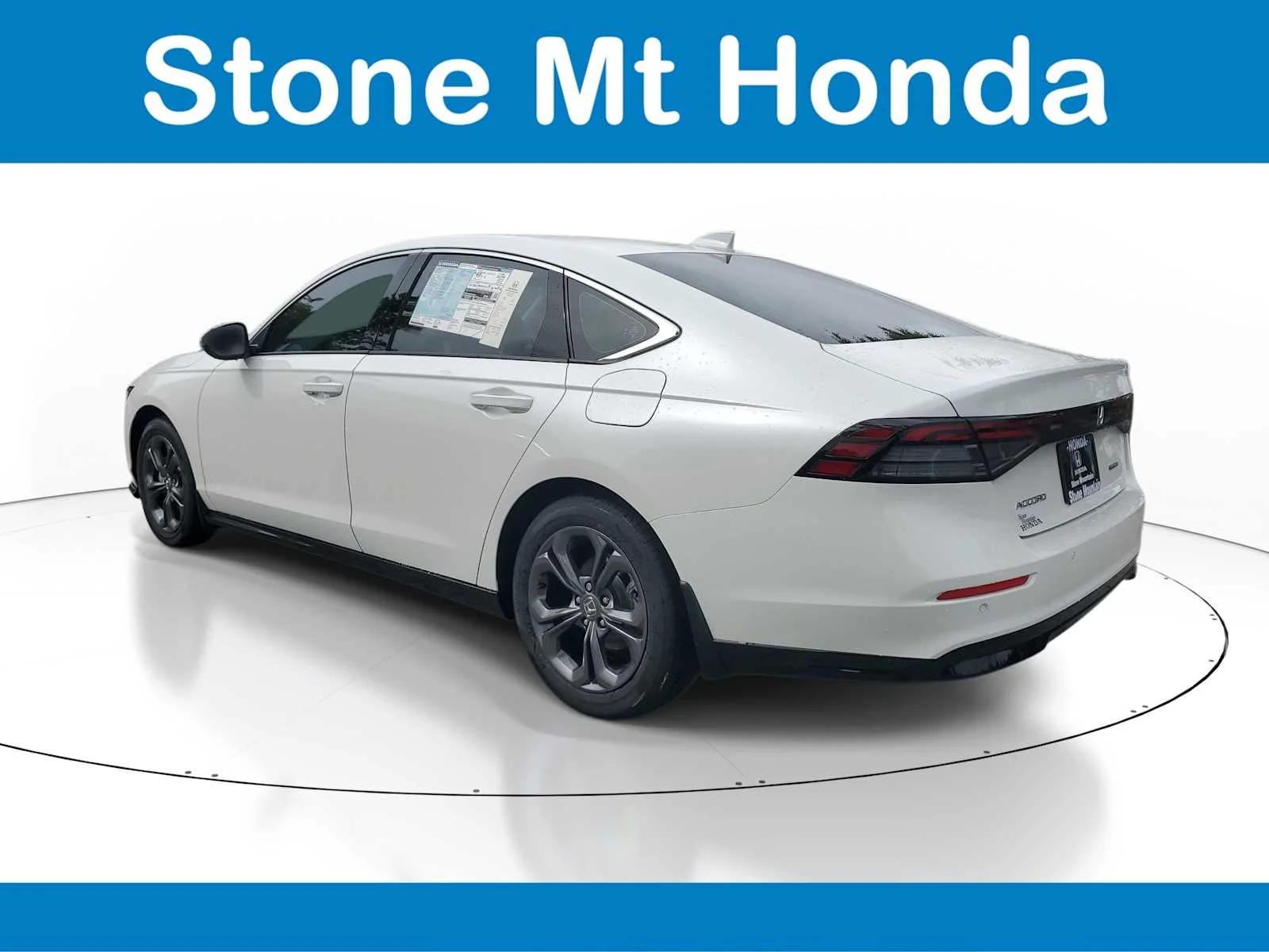 New 2026 Platinum White Pearl Honda EX-L image 4