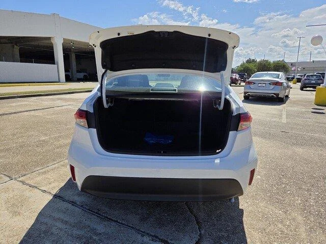 Used 2026 Ice Cap Toyota LE image 25