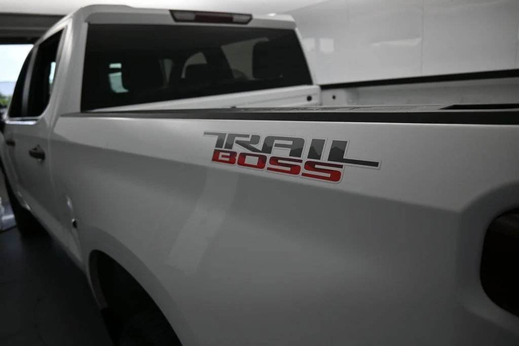 Used 2021 Summit White Chevrolet Custom Trail Boss image 39