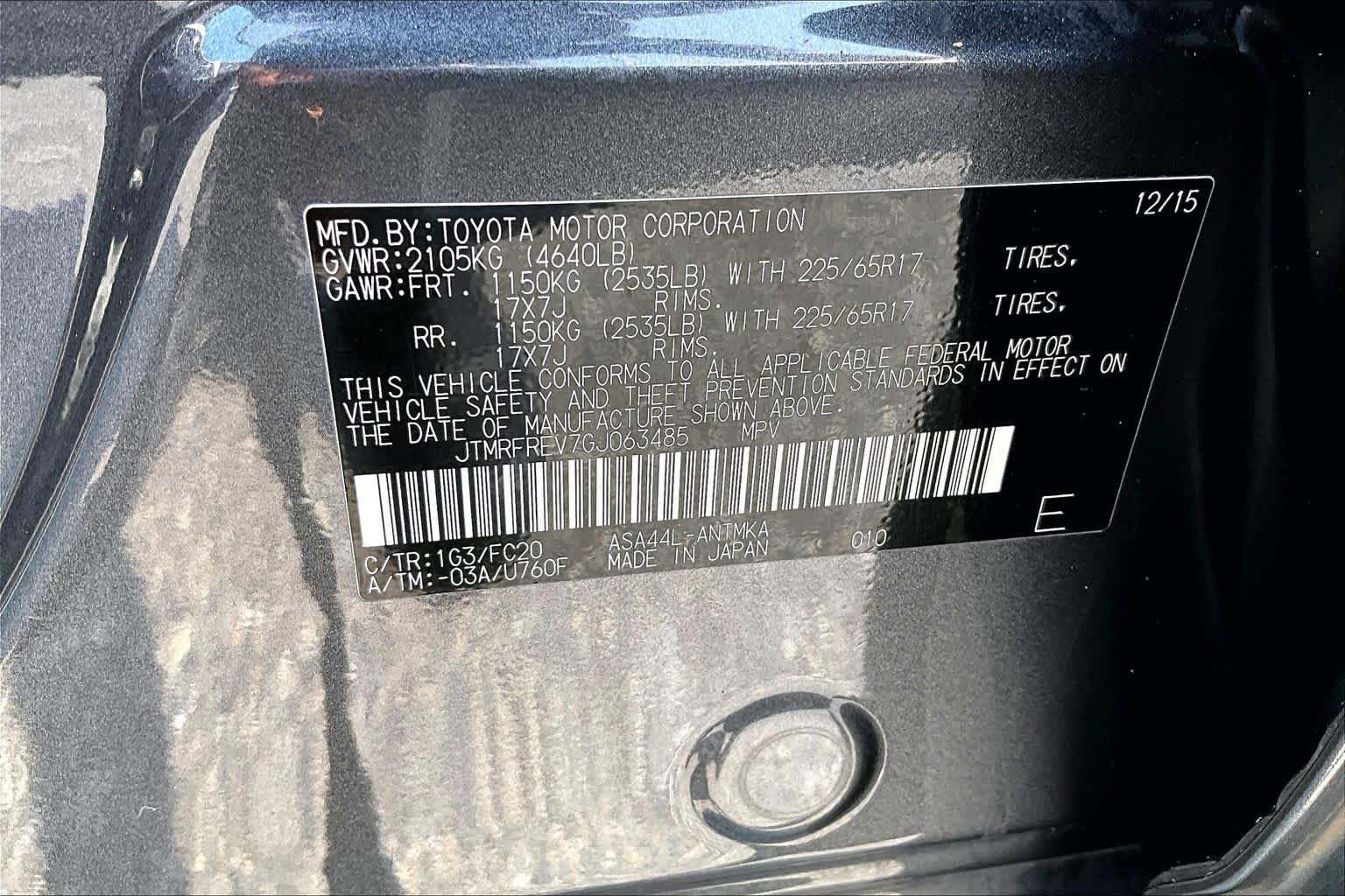 Used 2016 Magnetic Gray Metallic Toyota XLE image 37