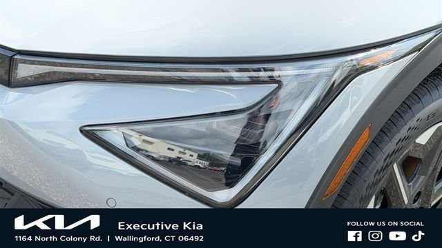 New 2026 Wolf Gray Kia LIGHT image 7