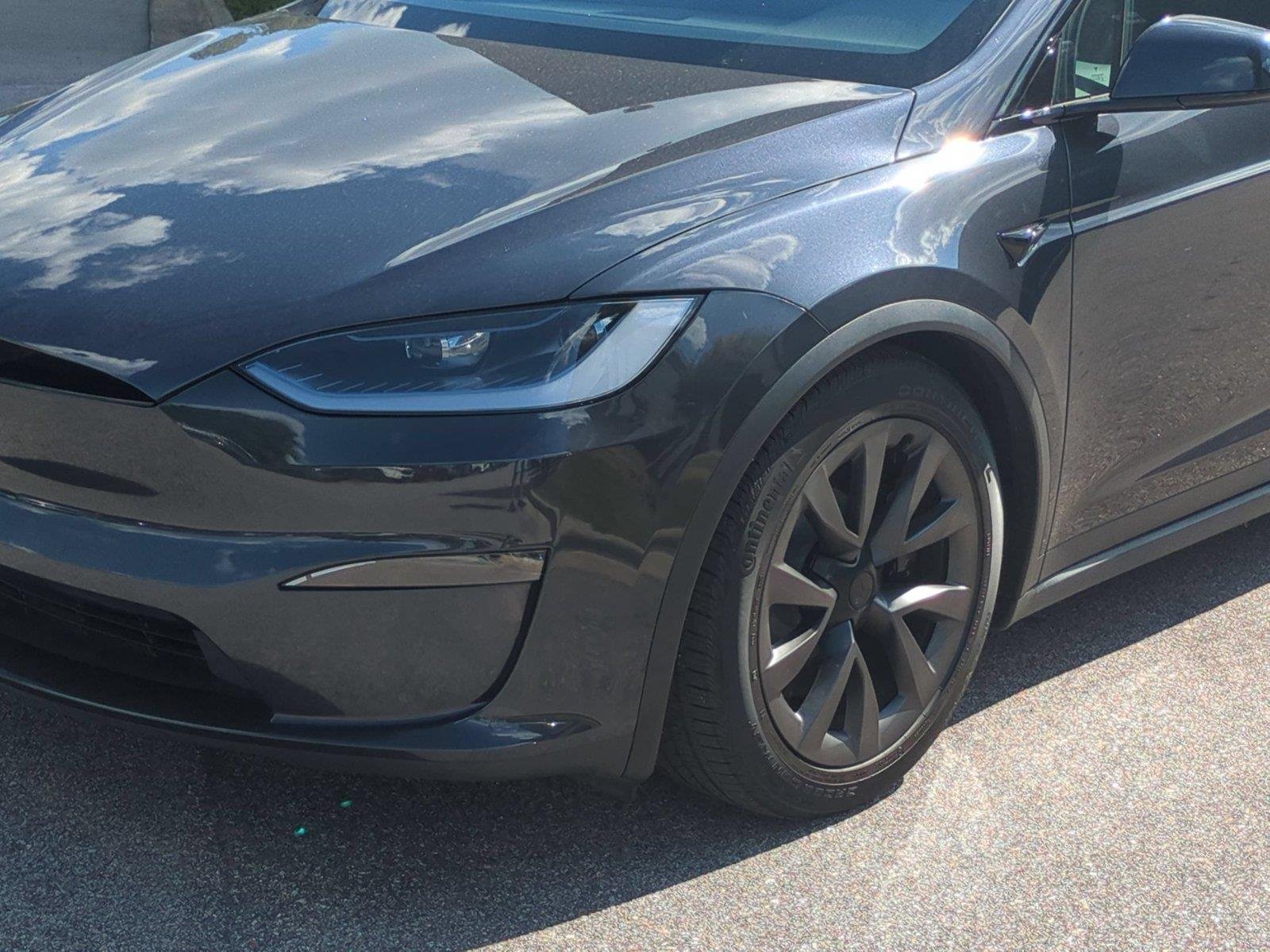 Used 2024  Tesla  image 9