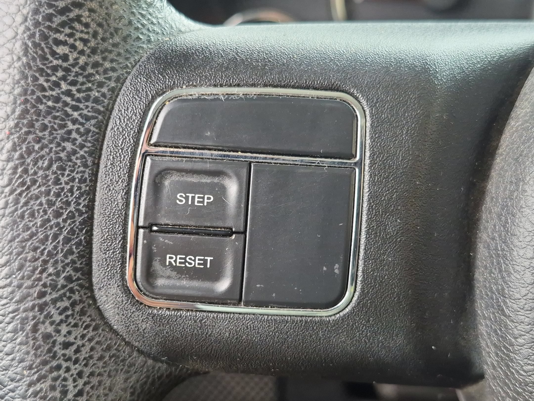 Used 2015 Bright White Clearcoat Jeep Sport image 15