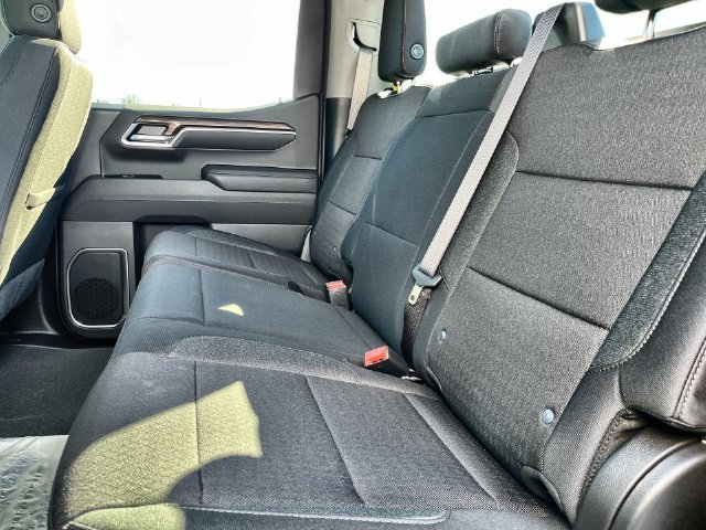 2026 Chevrolet Silverado 1500 photo 32 of 41