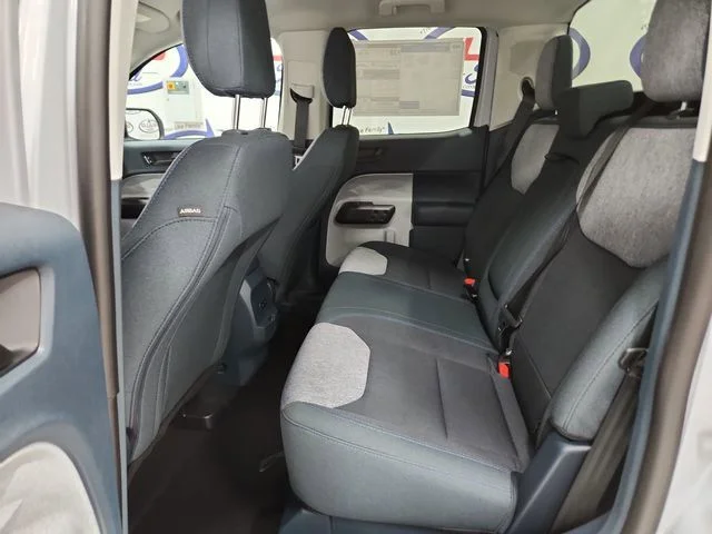 New 2025 Space White Metallic Ford XLT image 13