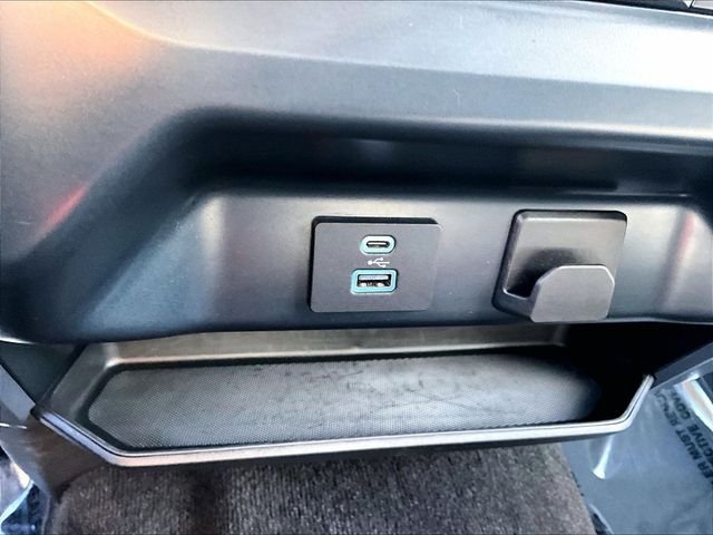 Used 2023 Silver Ford XLT image 27