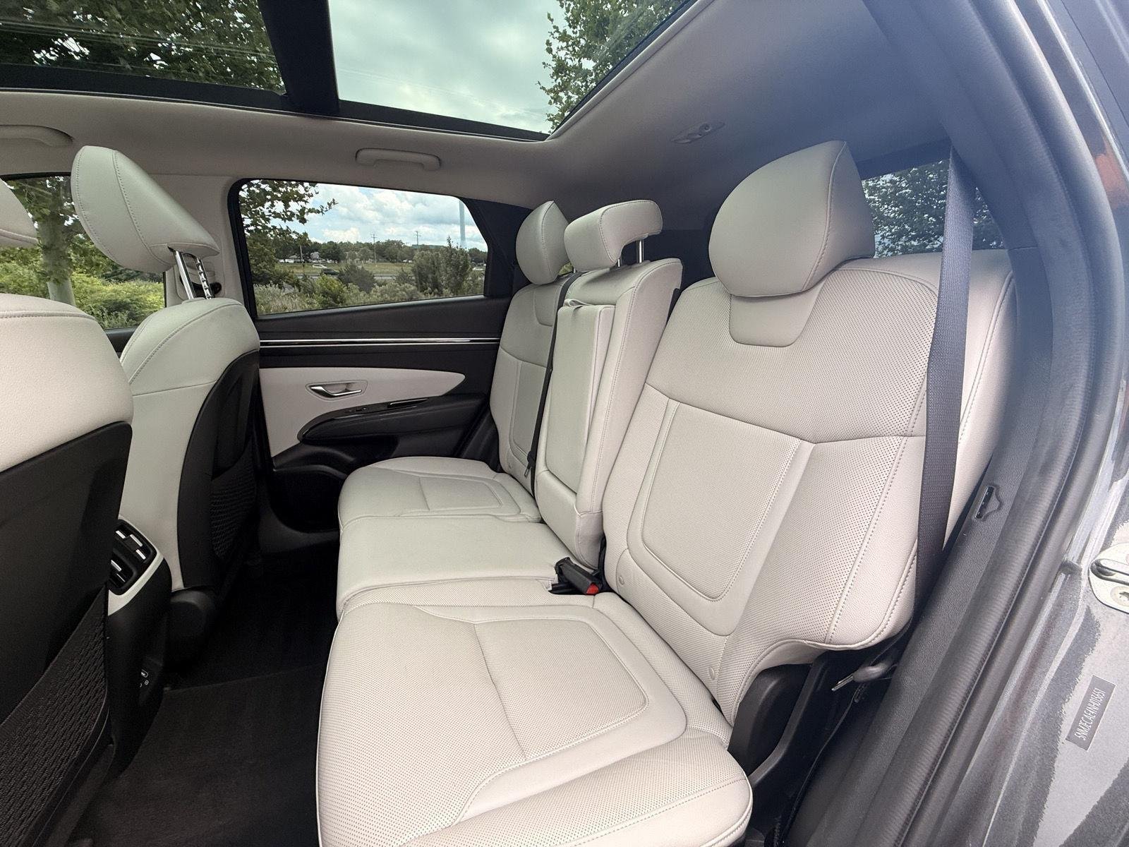 Used 2022 Portofino Gray Hyundai Limited image 17
