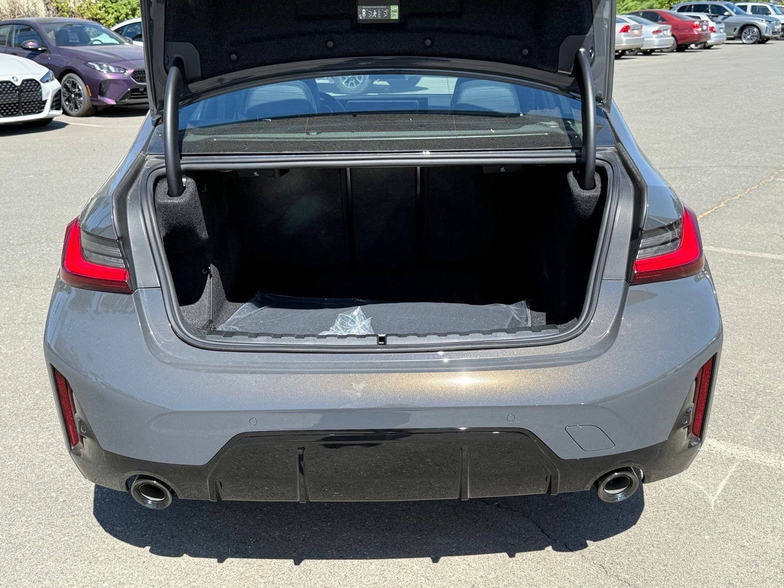 New 2026 Dravit Grey Metallic BMW 330i image 15