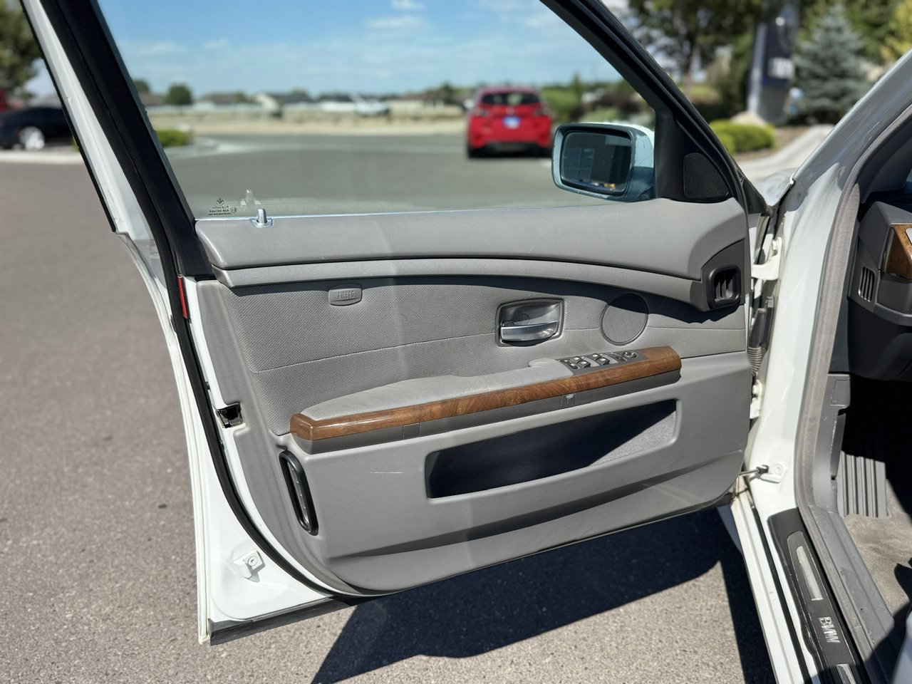 Used 2003 White BMW 745Li image 9