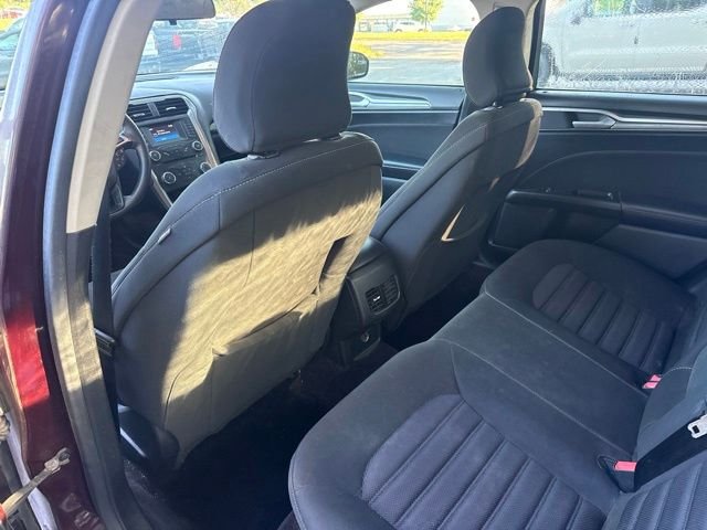 Used 2017 Red Ford SE image 20