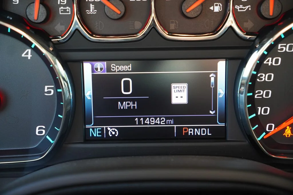 Used 2019 Summit White Chevrolet LT image 8