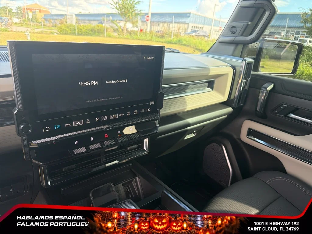 Used 2026 Void Black GMC 2X image 19