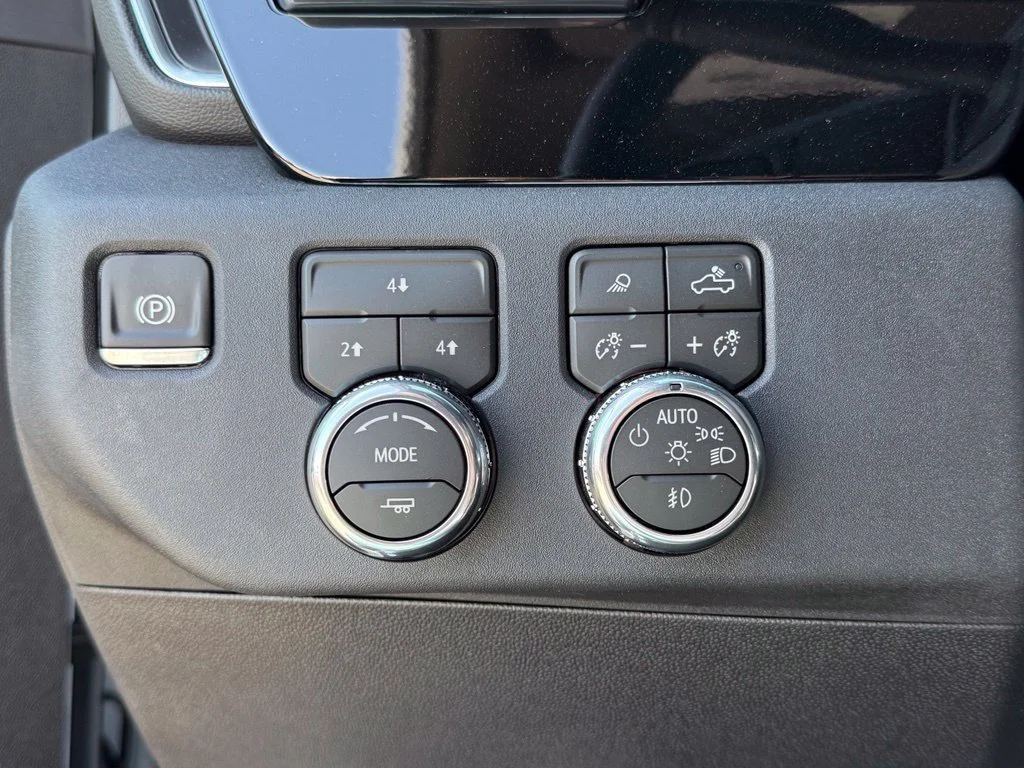 New 2026 Summit White GMC SLE DRW image 24