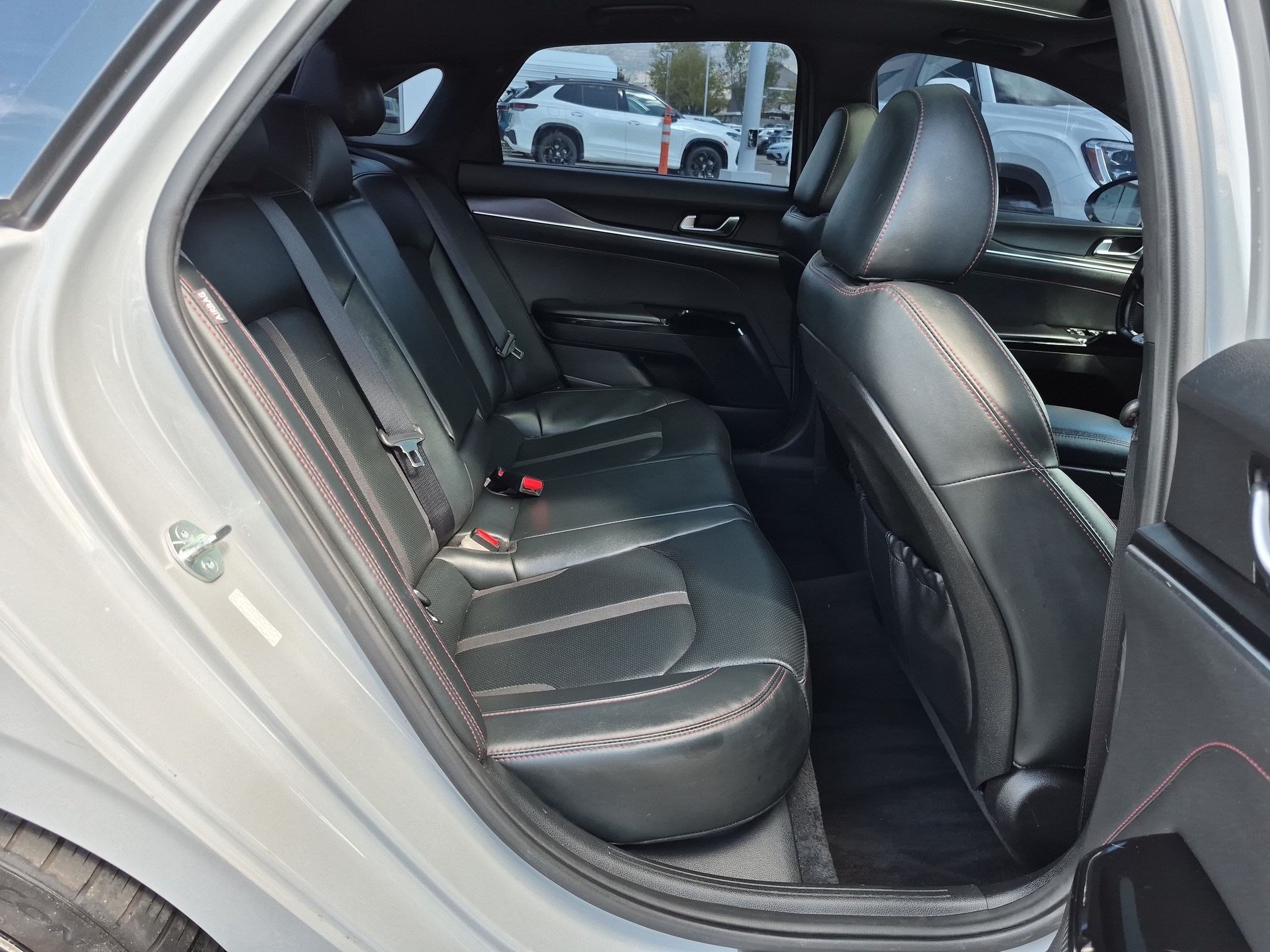 Used 2023 Wolf Gray Kia GT image 32