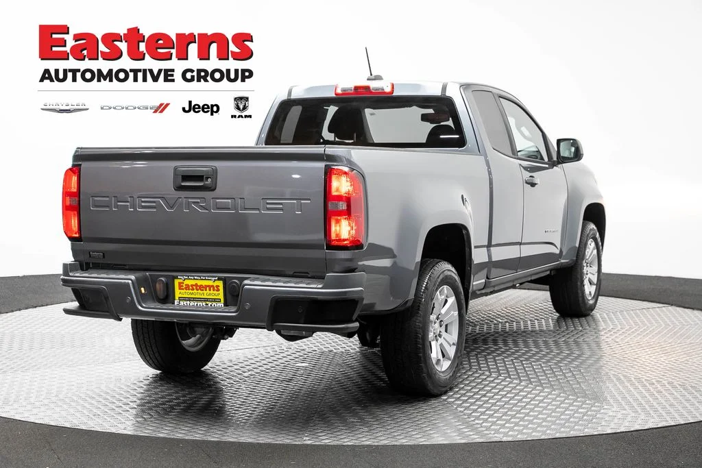 Used 2021 Gray Chevrolet LT image 6