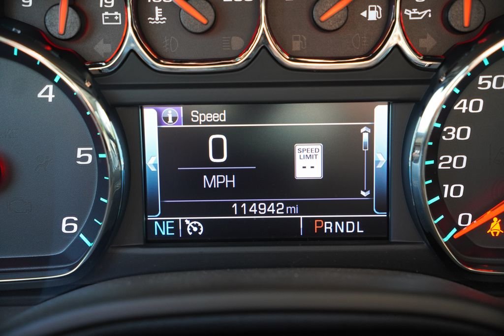 Used 2019 Summit White Chevrolet LT image 8