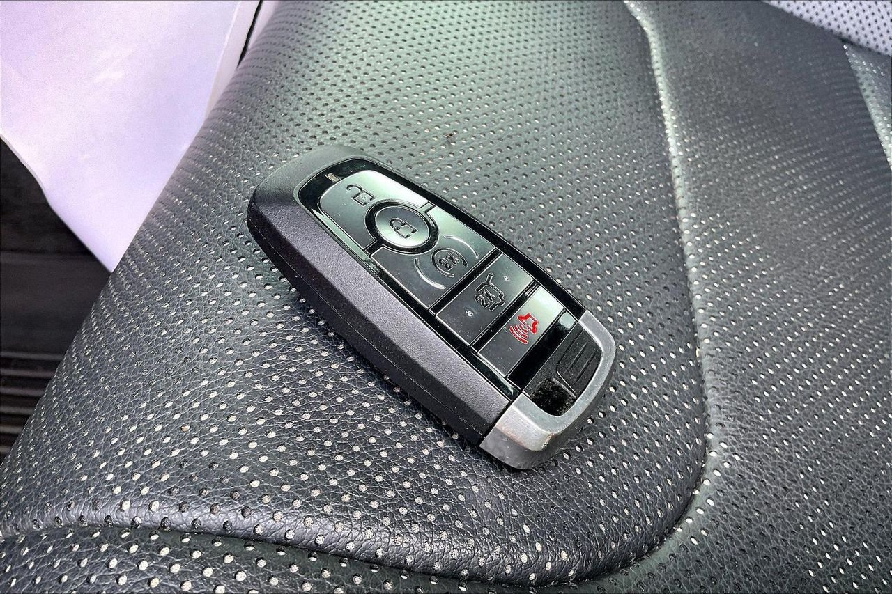 2023 Toyota Sequoia TRD Pro - Photo 37