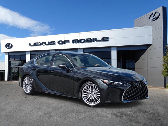 2025 Lexus IS 300