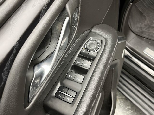 Used 2023 Onyx Black GMC Denali image 9