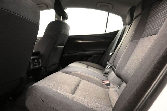 Used 2025 White Toyota LE image 11