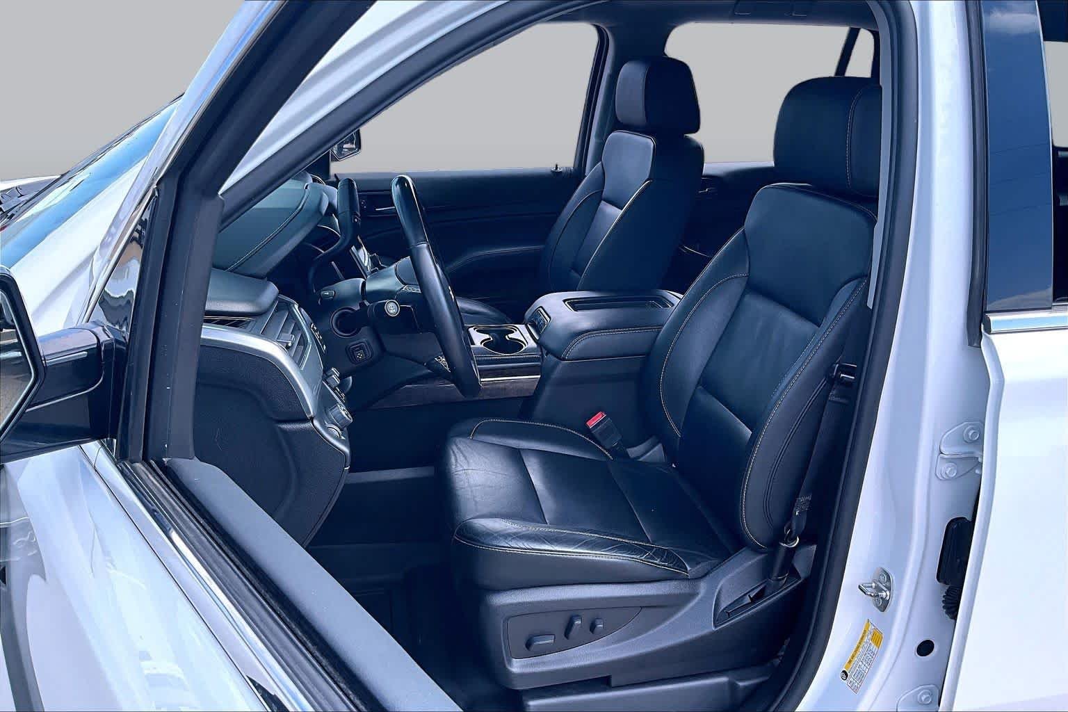Used 2019 Summit White Chevrolet LT image 8