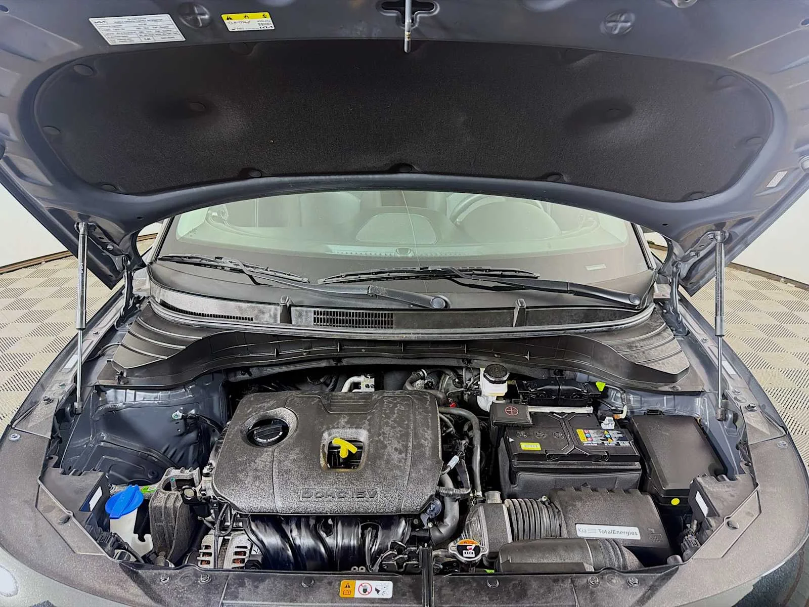 Used 2023 Fusion Black Kia LX image 25