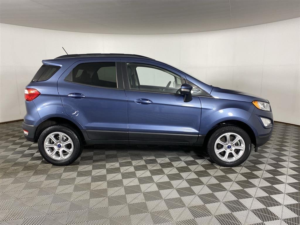 Used 2022 Blue Ford SE image 11