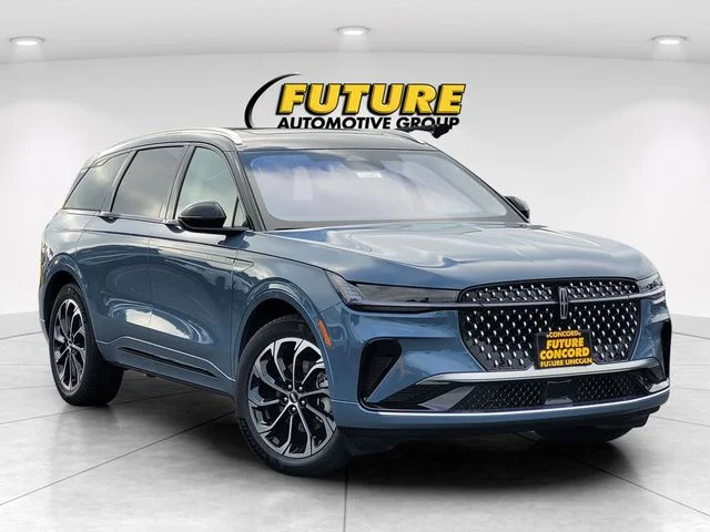 2026 Lincoln Nautilus Reserve AWD's photo
