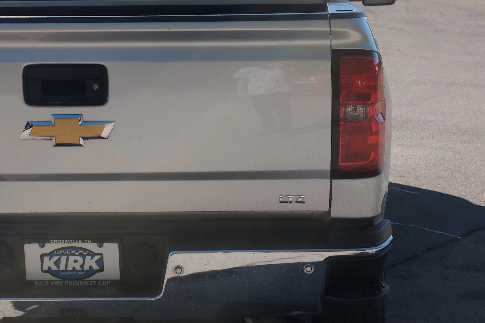 Used 2019 SILVER ICE METALLIC Chevrolet LTZ image 27