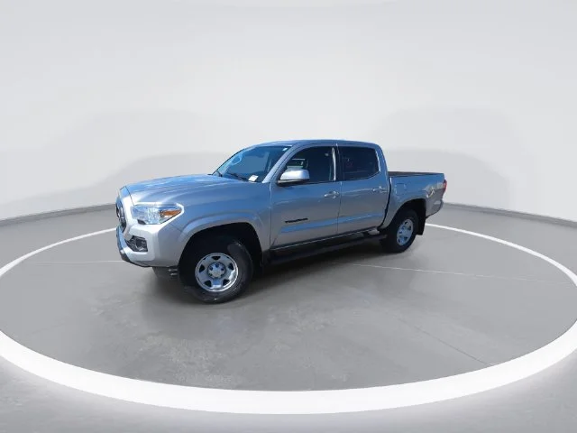 Used 2020 Silver Toyota SR image 4