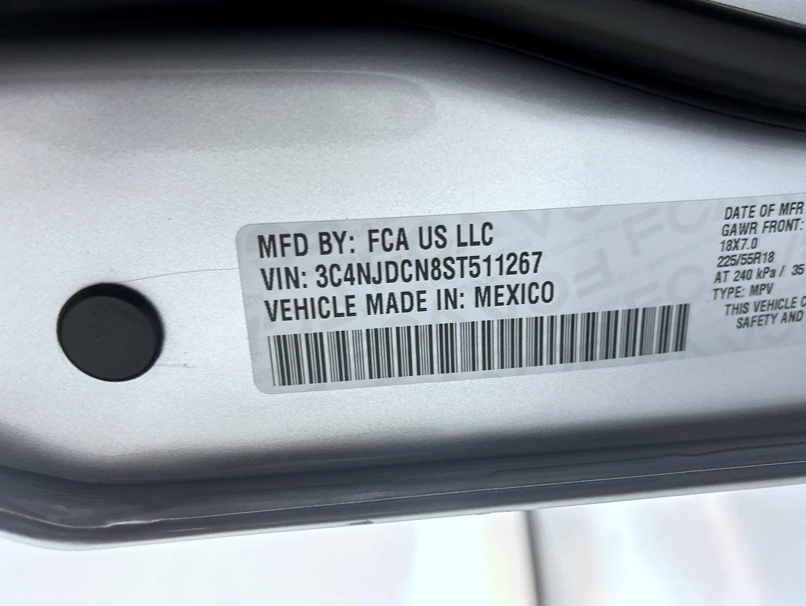 Used 2025 Silver Jeep Limited image 25